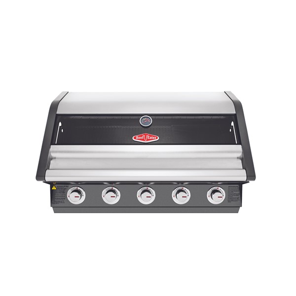 Beefeater 1600 5 Brn BBQ w/Cast iron grills - Black